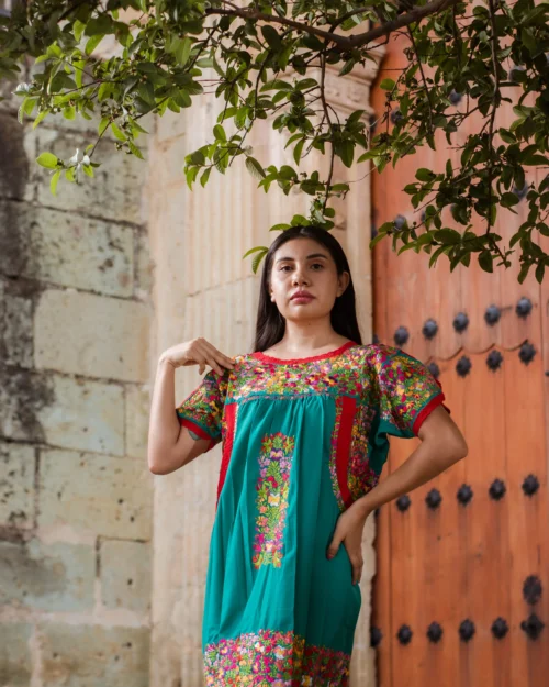 Vestido Orquídea en tela popelina algodón color azul turquesa